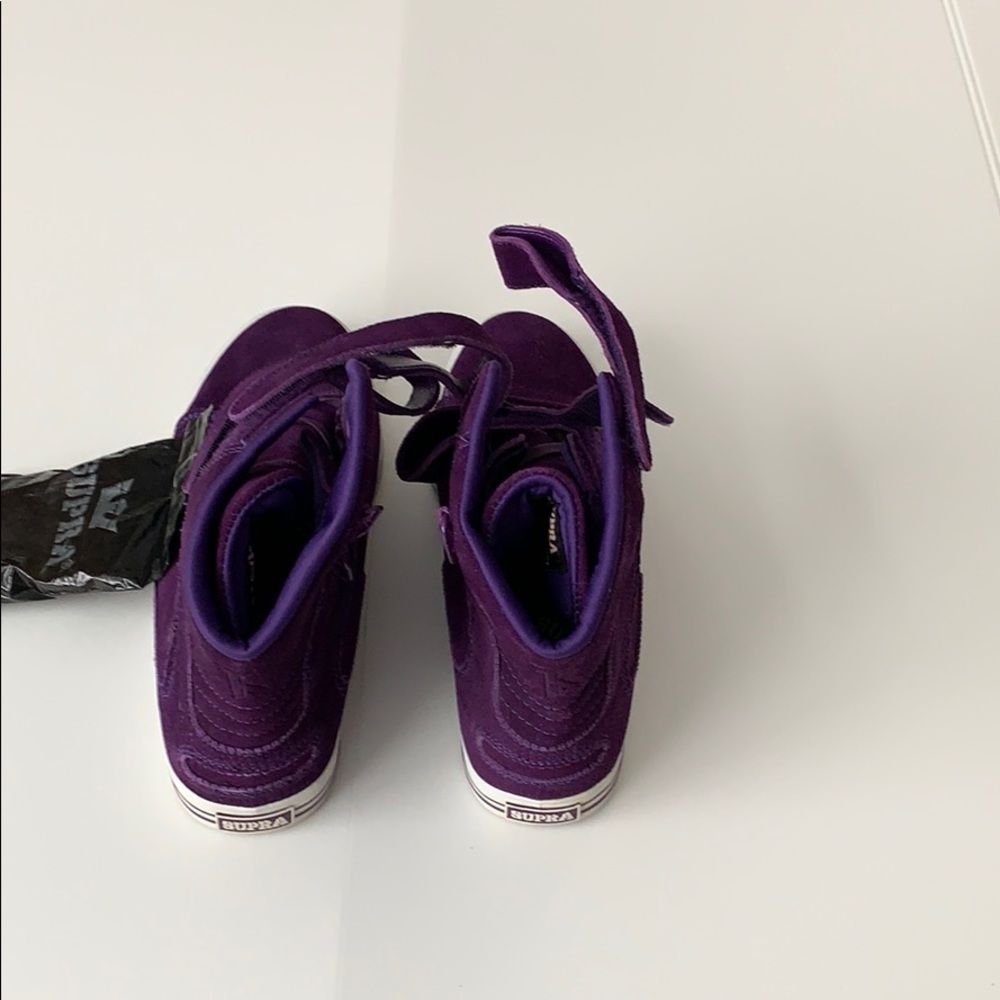 Sneaker